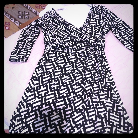 Maggy London Dresses & Skirts - Maggy London dress